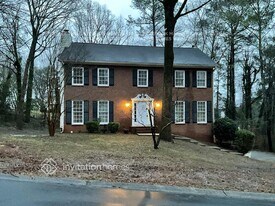 4122 Deerbrook Way SW in Lilburn, GA - Building Photo