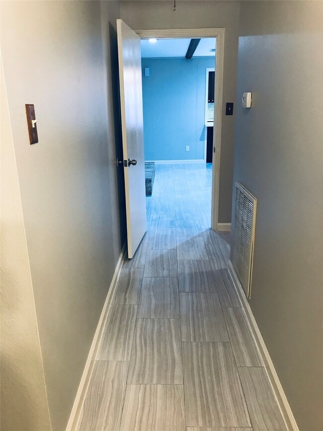 property at 3110 Springhill Dr