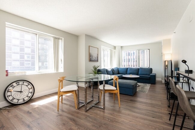 8 - 10-10 Museum Way in Cambridge, MA - Building Photo - Building Photo