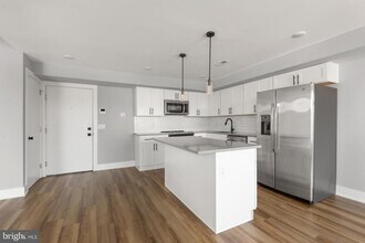 3965 Lancaster Ave in Philadelphia, PA - Building Photo - Building Photo