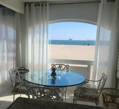 1319 Seal Way, Unit A in Seal Beach, CA - Building Photo - Building Photo