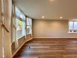 302 S Anderson St in Ellensburg, WA - Building Photo - Building Photo