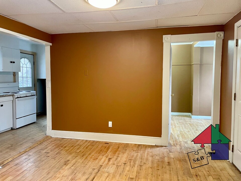 153 Church St in Barre, VT - Building Photo