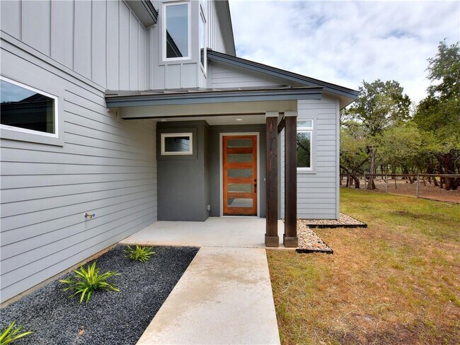 16310 Forest Way in Austin, TX - Building Photo - Building Photo