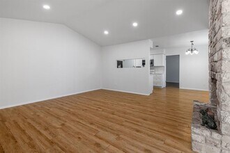 12801 Copper Cliff Ave in Austin, TX - Building Photo - Building Photo