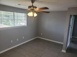 4034 Dale St, Unit Apartment C in New Orleans, LA - Building Photo - Building Photo