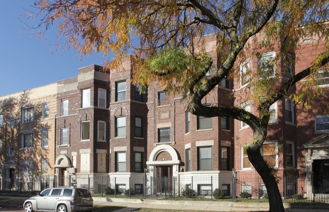 4036 S Calumet Ave in Chicago, IL - Foto de edificio - Building Photo