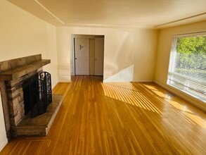 202 NW 179th St in Ridgefield, WA - Building Photo - Building Photo