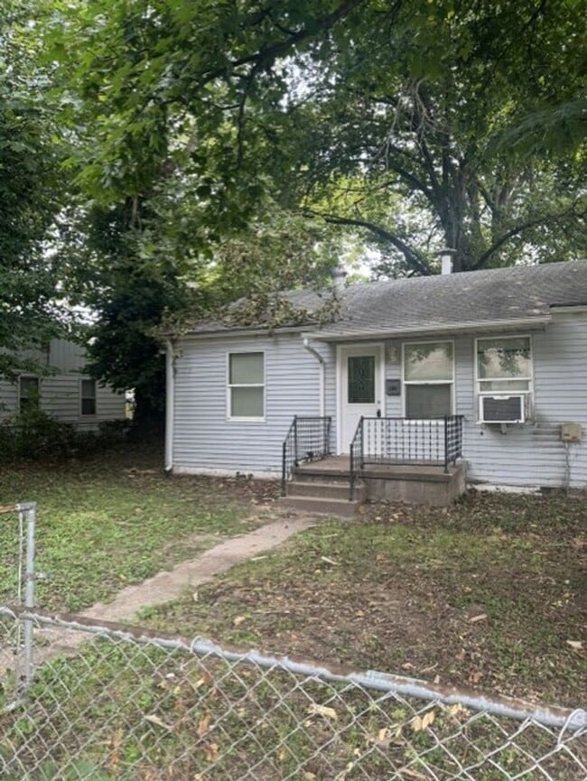 property at 300-302 Cobb St