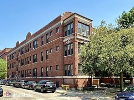 3147 W Medill Ave, Unit A01C in Chicago, IL - Building Photo
