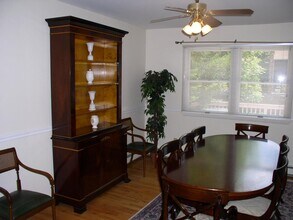 6 Railside Ave in White Plains, NY - Building Photo - Building Photo