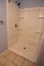 104 Warwick Rd in Coffeyville, KS - Building Photo - Building Photo