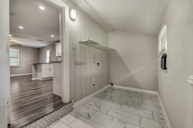 property at 7506 Bluebonnet St
