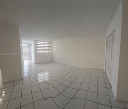9431 SW 4th St in Miami, FL - Building Photo - Building Photo