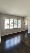 6934 S Karlov Ave in Chicago, IL - Building Photo - Building Photo