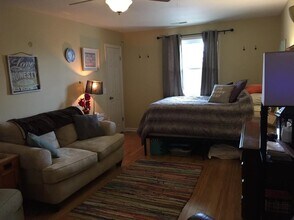 3522 Wood Bridge Dr, Unit C in Nashville, TN - Building Photo - Building Photo