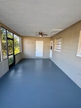 77 2nd St, Unit 77 in Ft. Myers, FL - Building Photo - Building Photo