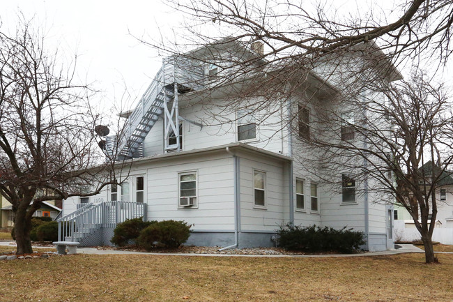 1900 Arlington Ave in Des Moines, IA - Building Photo - Building Photo