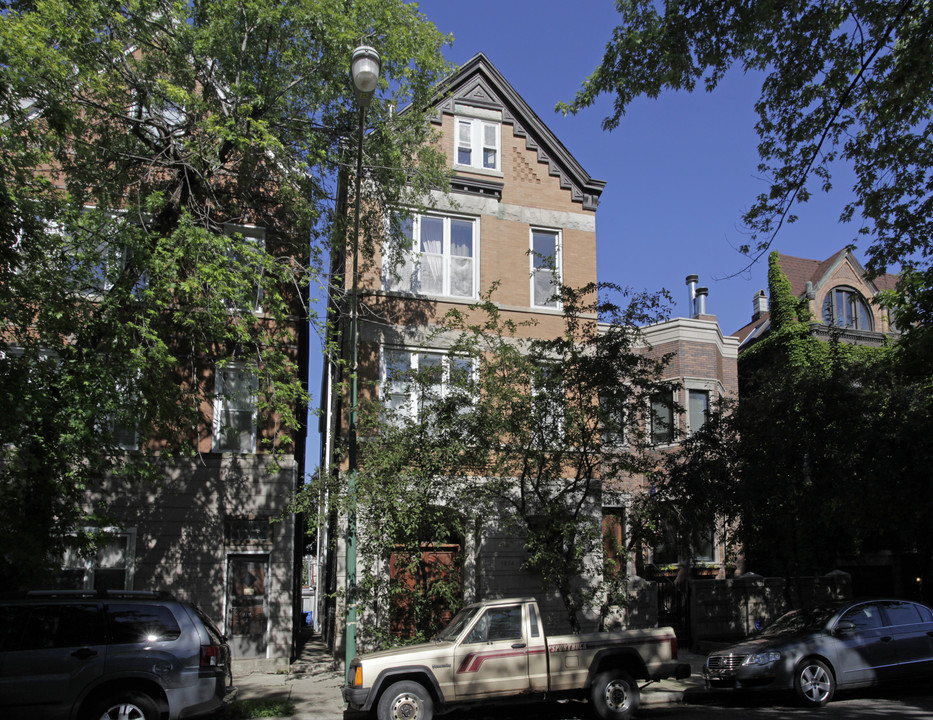 1814 N Paulina St in Chicago, IL - Foto de edificio