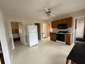 317 Smithfield Ave in Pawtucket, RI - Building Photo - Building Photo