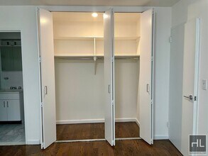 EAST 56 STREET in New York, NY - Foto de edificio - Building Photo