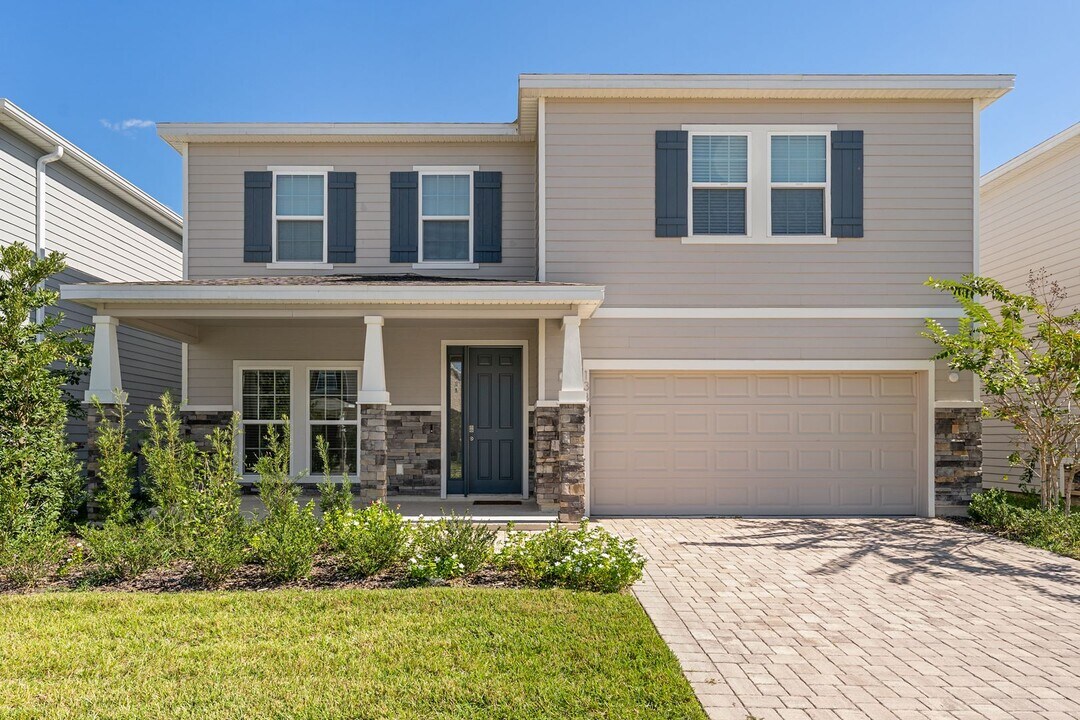 1386 NW 132nd Cir in Newberry, FL - Building Photo