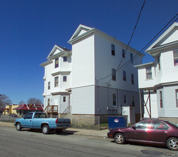 1864-1866 S Main St in Fall River, MA - Building Photo - Building Photo