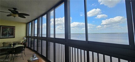 2797 First St in Ft. Myers, FL - Building Photo - Building Photo