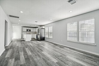 7846 S Howton St in Houston, TX - Building Photo - Building Photo