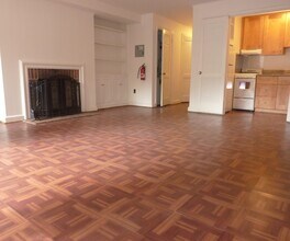 412 4th St SE, Unit Lower in Washington, DC - Building Photo - Building Photo