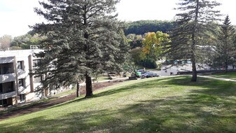 362 Elton Hills Dr NW, Unit 27 in Rochester, MN - Building Photo