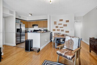 471 NE 25th St in Miami, FL - Building Photo - Building Photo