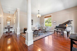 417 Haydon St in Healdsburg, CA - Building Photo - Building Photo