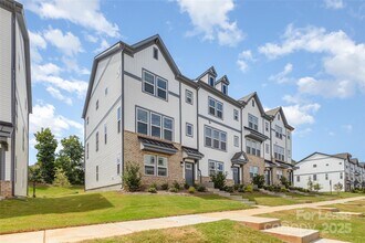 1742 Blanche St in Charlotte, NC - Building Photo - Building Photo