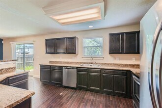 7008 Derby Downs Dr in Austin, TX - Building Photo - Building Photo