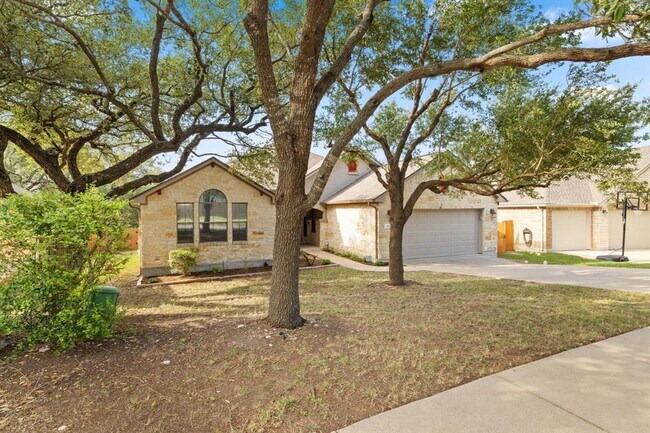 250 Maeves Way in Austin, TX - Building Photo - Building Photo