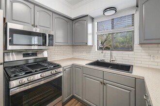 204 Northwest Dr in Round Rock, TX - Building Photo - Building Photo