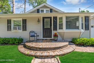 717 Corlies Ave in Allenhurst, NJ - Building Photo - Building Photo