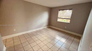 6221 SW 131st Ct in Miami, FL - Building Photo - Building Photo