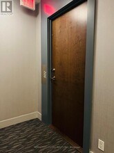 2220 Lake Shore Blvd W in Toronto, ON - Building Photo - Building Photo