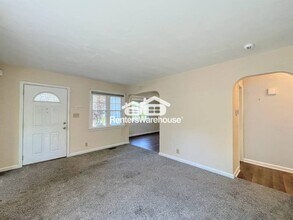 530 Sterling St in Norfolk, VA - Building Photo - Building Photo