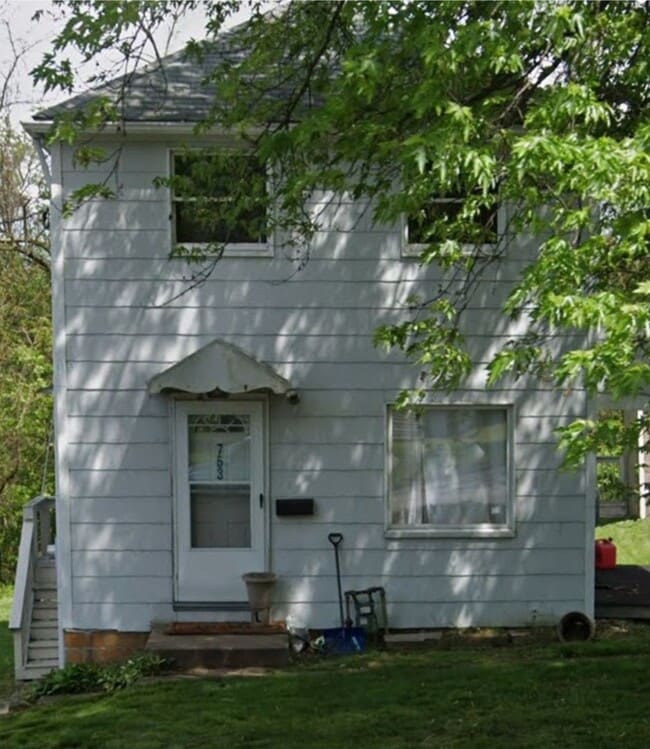 property at 753 East Dr