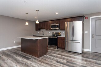 Centlivre The Charles in Fort Wayne, IN - Building Photo - Interior Photo