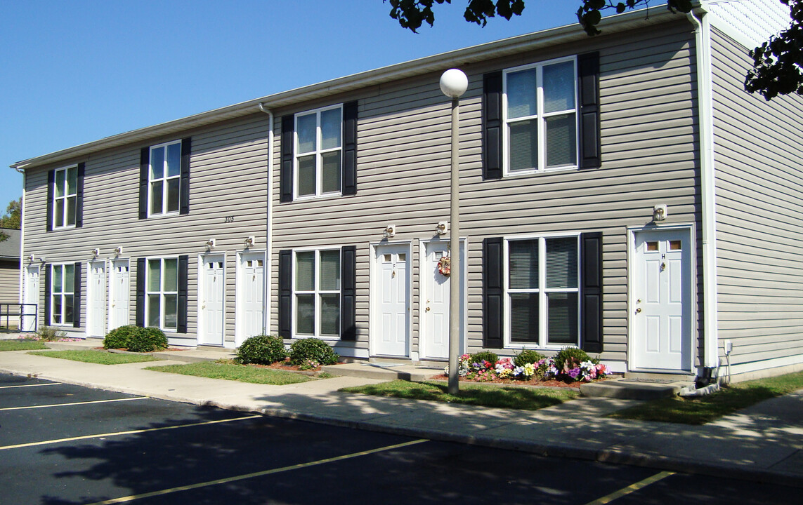 Reese Village Apartments in Emporia, VA - Building Photo