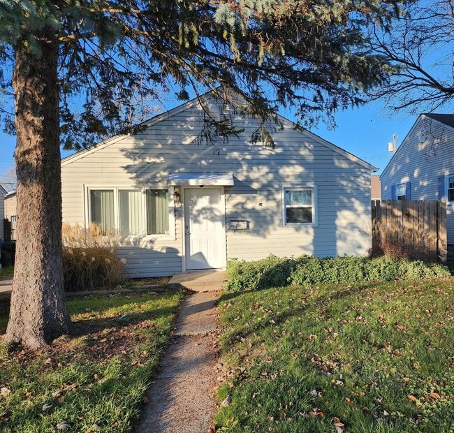 property at 2719 Strong St