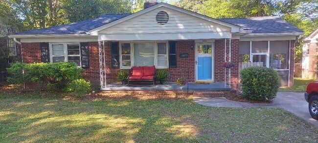 property at 1016 Elm Ave