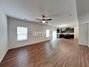 5054 Twin River Dr in Denver, NC - Building Photo - Building Photo