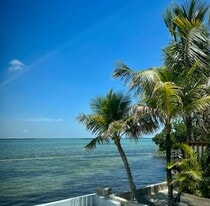 55 Boca Chica Rd in Key West, FL - Building Photo
