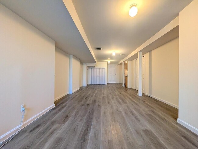 246 Whiton St in Jersey City, NJ - Building Photo - Building Photo