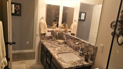 44714 Pride Mountain St in Temecula, CA - Foto de edificio - Building Photo